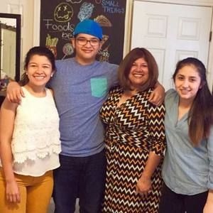 Meet your Posher, Abigail